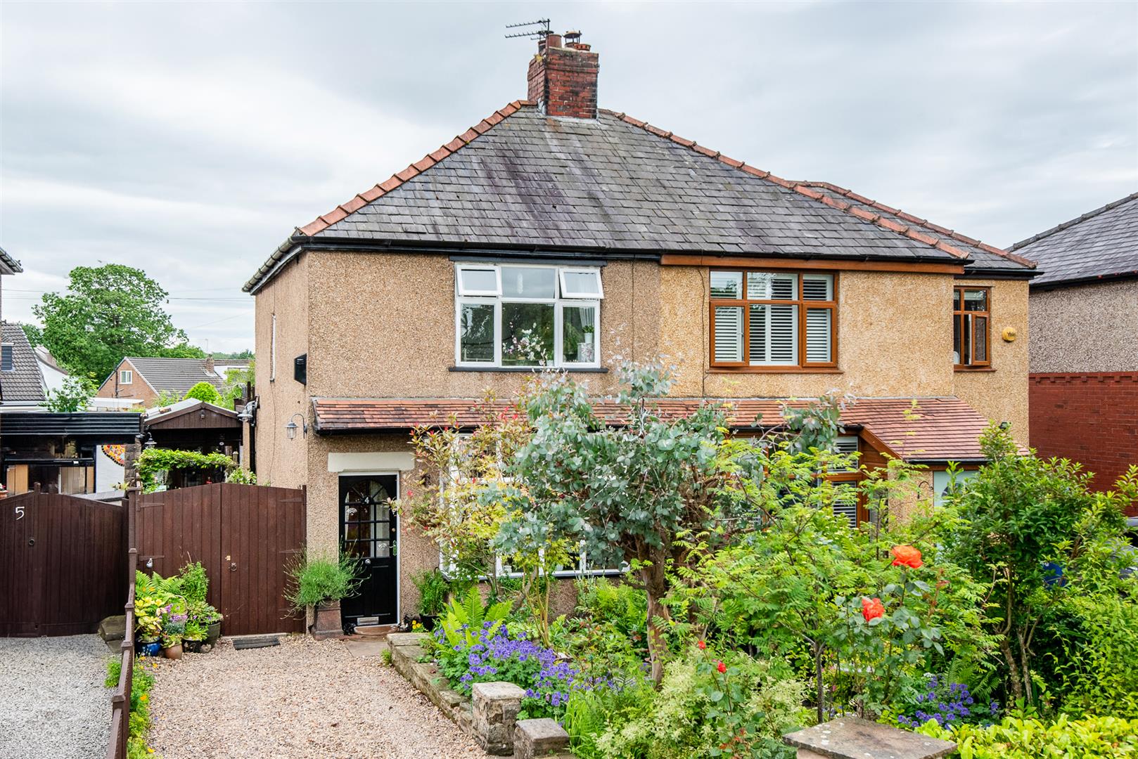 2 bed property in Oakmere Avenue, Chorley